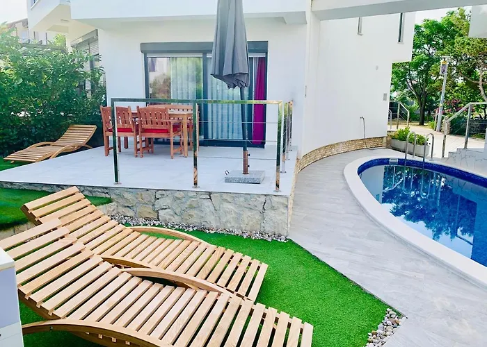 Villa Legacy 2