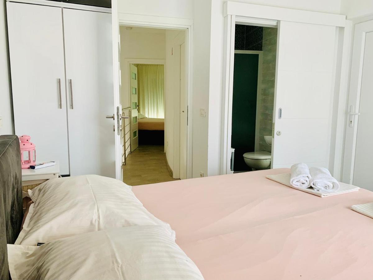 Legacy 2 Apartment Novalja
